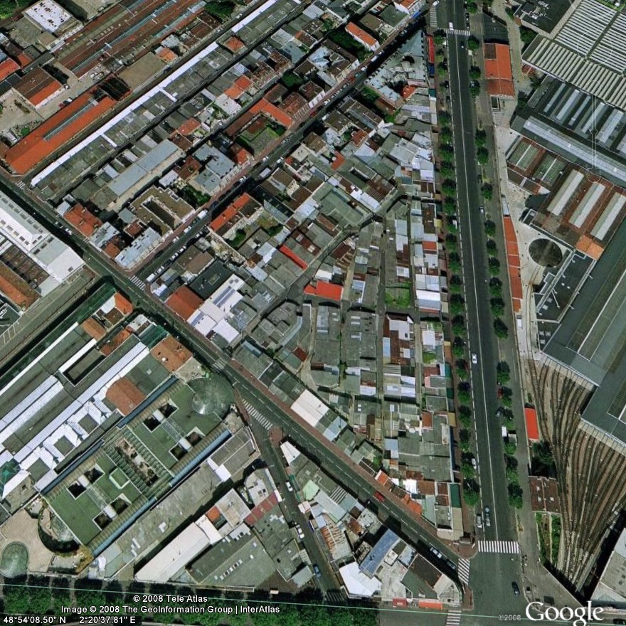 Satellite picture of Vernaison market